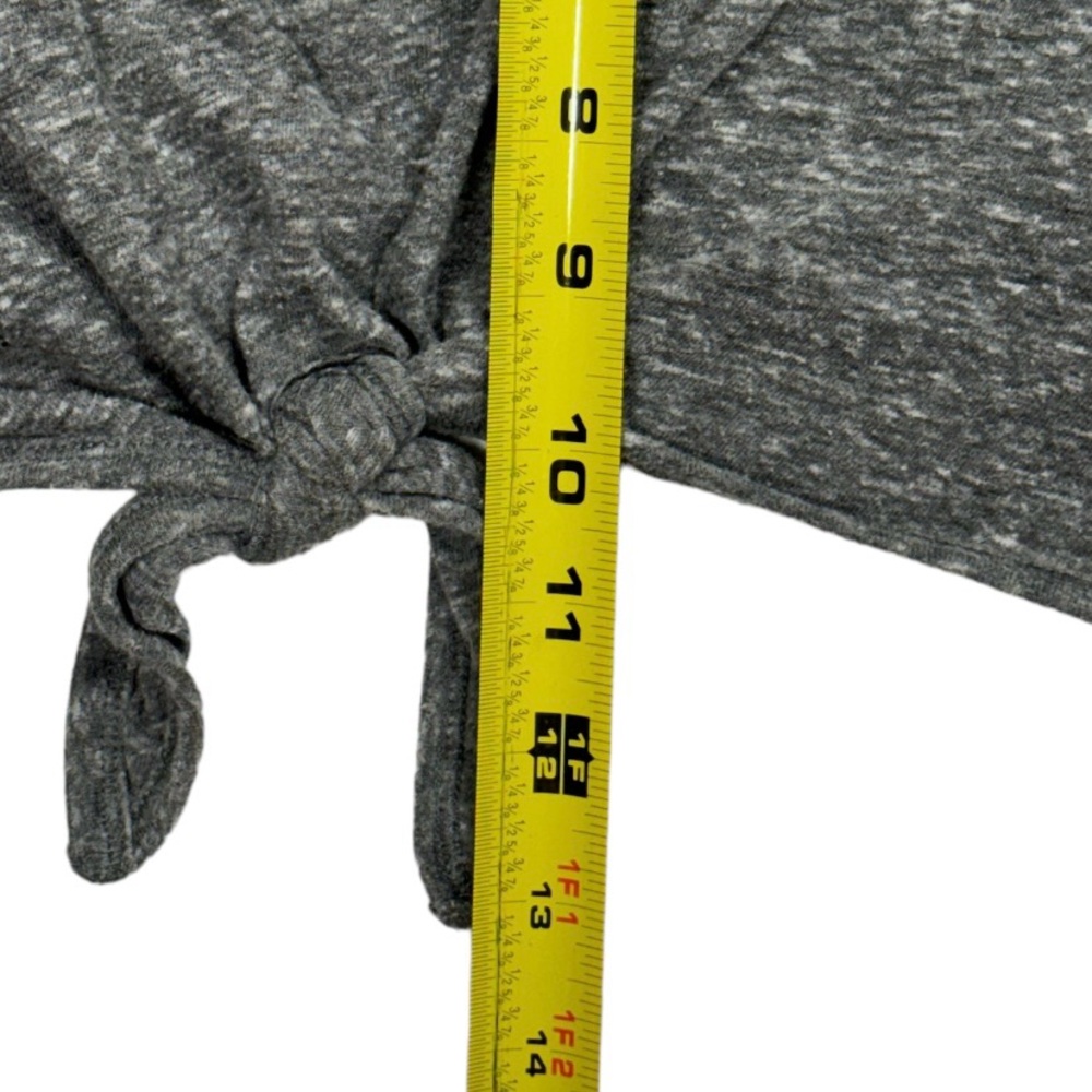 Hollister size XL gray colored tank top in great condition. V-neck style shirt. - Picture 2 of 8